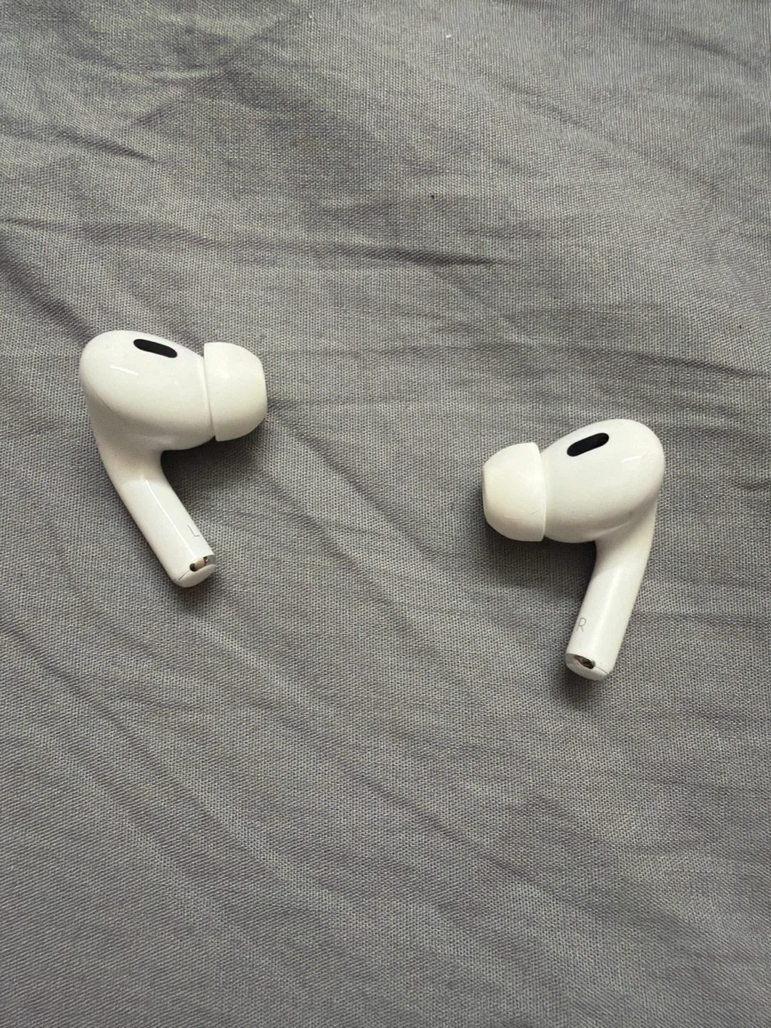 Apple AirPods Pro 3rd Generation - photo 4