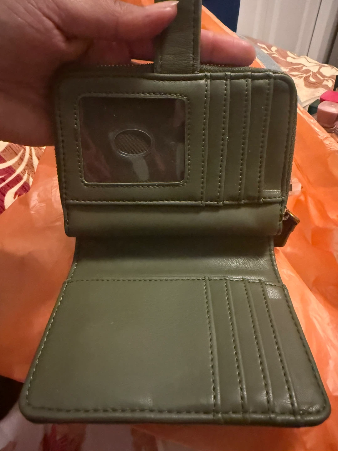 Guess Green Quilted Zipper Wallet - photo 2