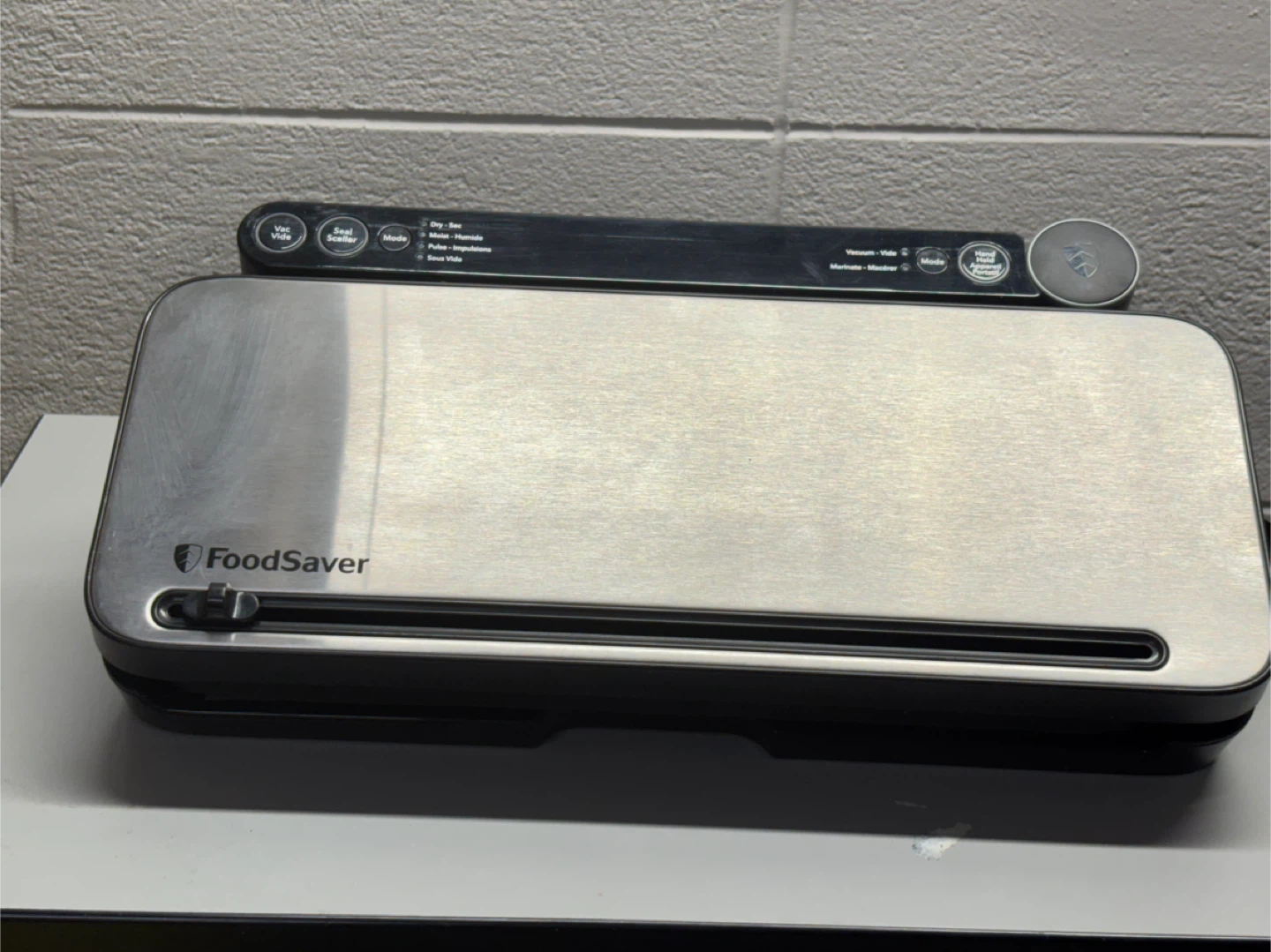 FoodSaver VS3197 Vacuum Sealer Machine - photo 2
