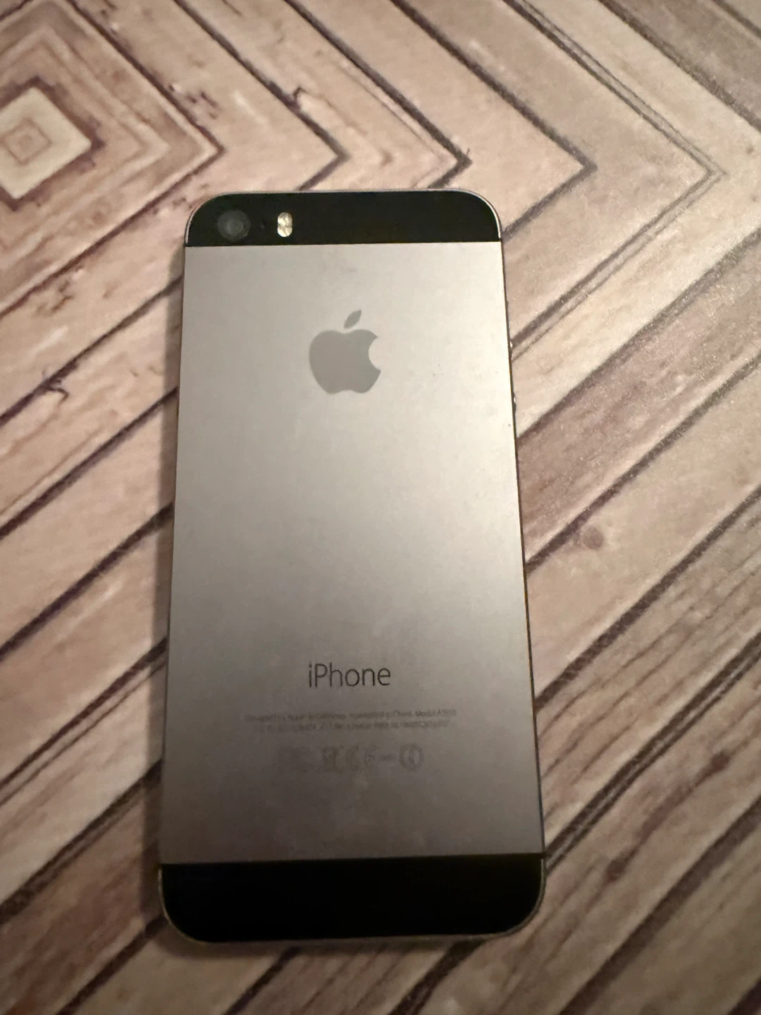 Apple iPhone 5s