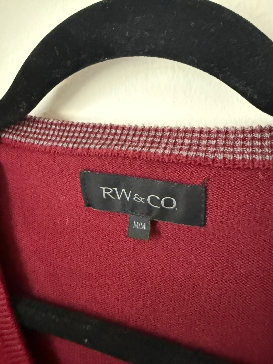 RW&Co men’s v-neck sweater - photo 2