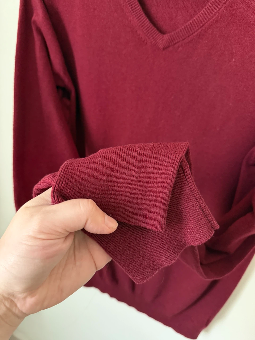 RW&Co men’s v-neck sweater - photo 3