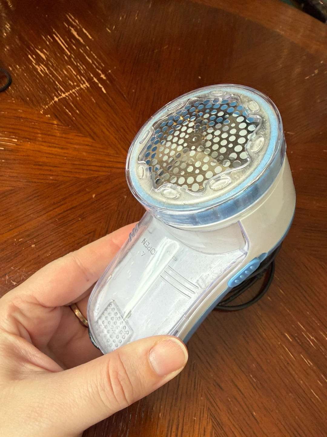 Small Fabric Shaver