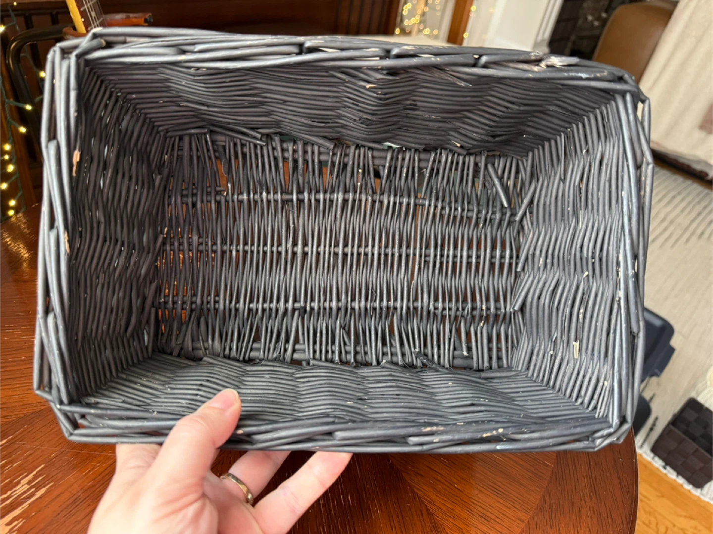 Black wicker basket - photo 4
