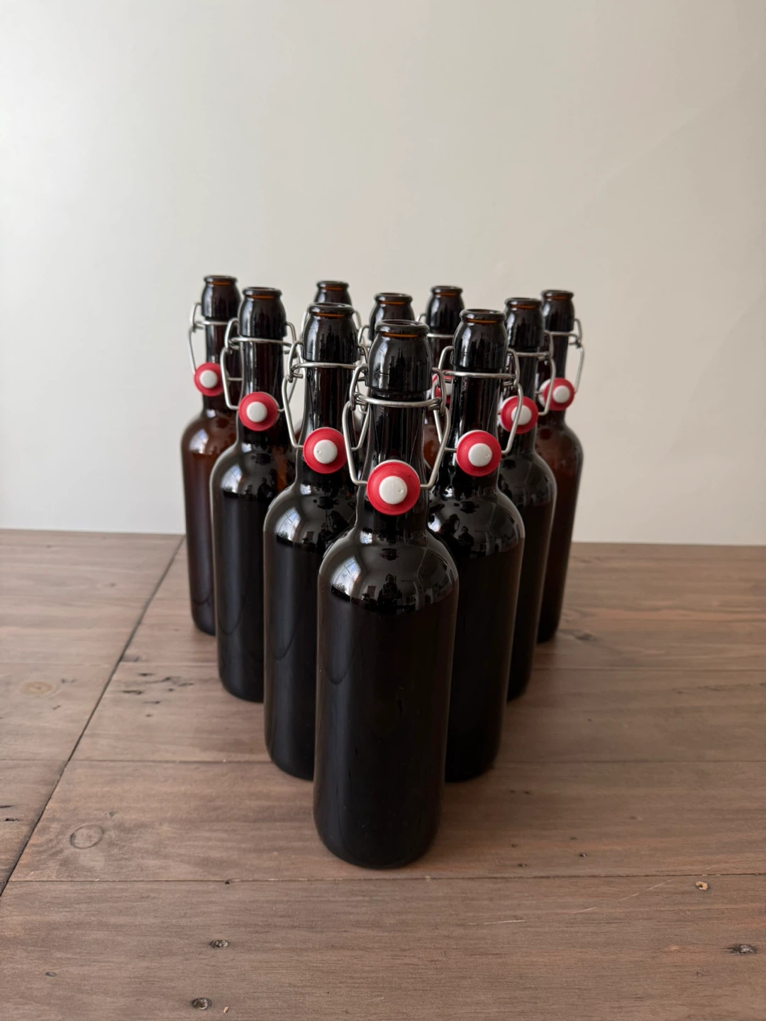 750mL glass pop-top bottles