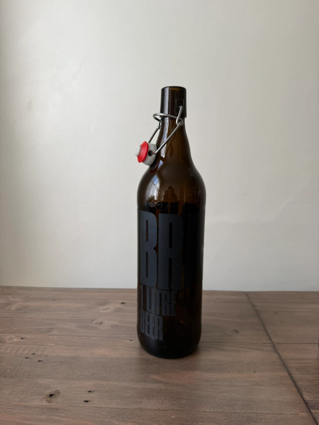 1-litre Brassneck pop-top bottle