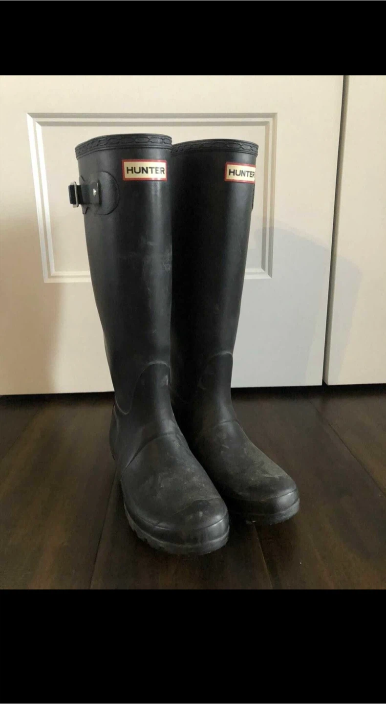 Black Hunter Boots - Size 6