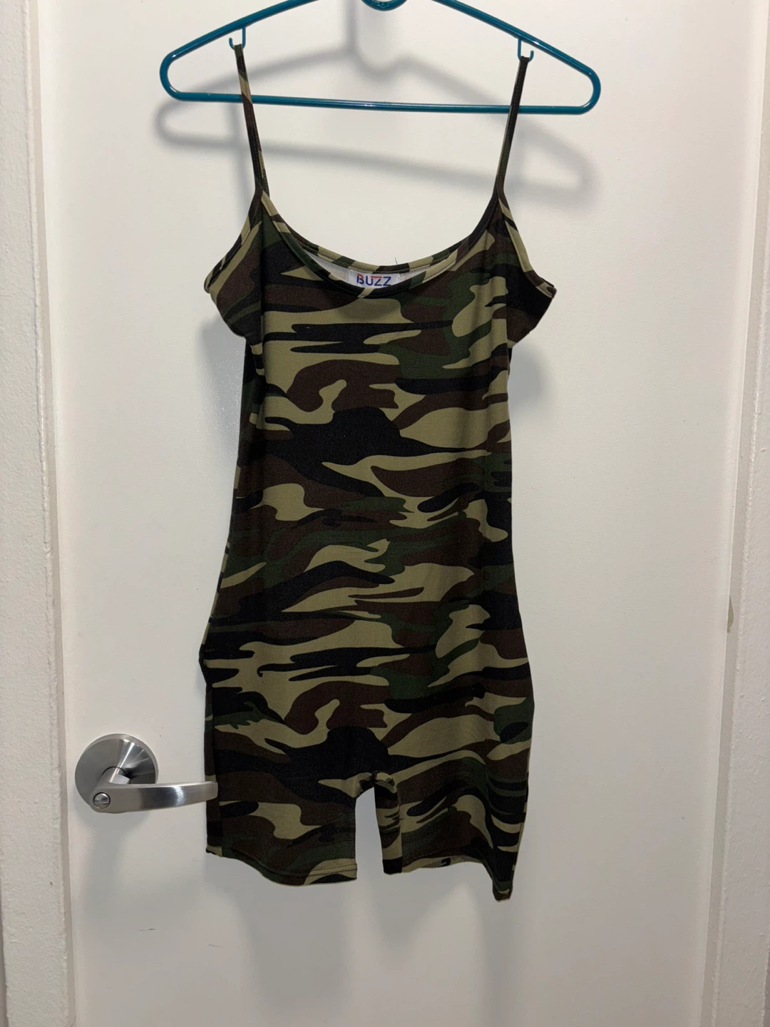 Buzz Camouflage Print Romper Size M - photo 2