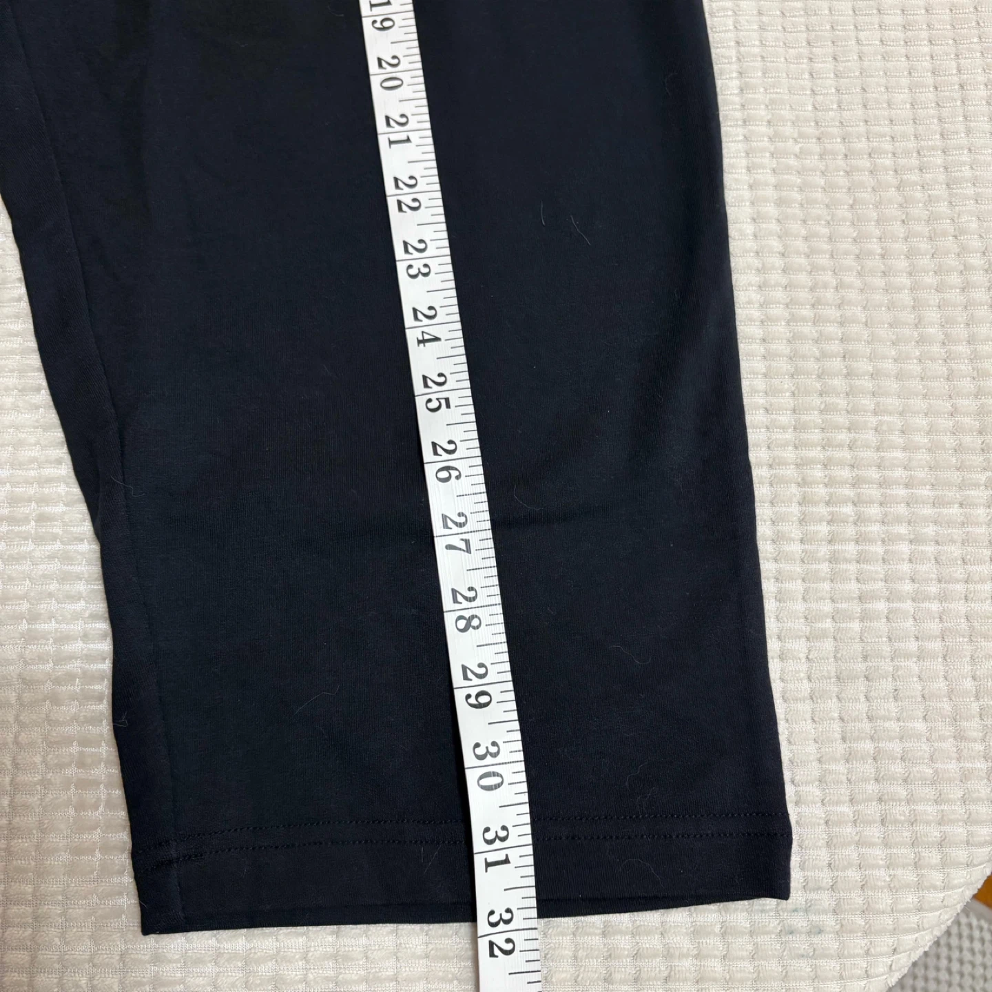 Black Capri Pants Medium Size - photo 2