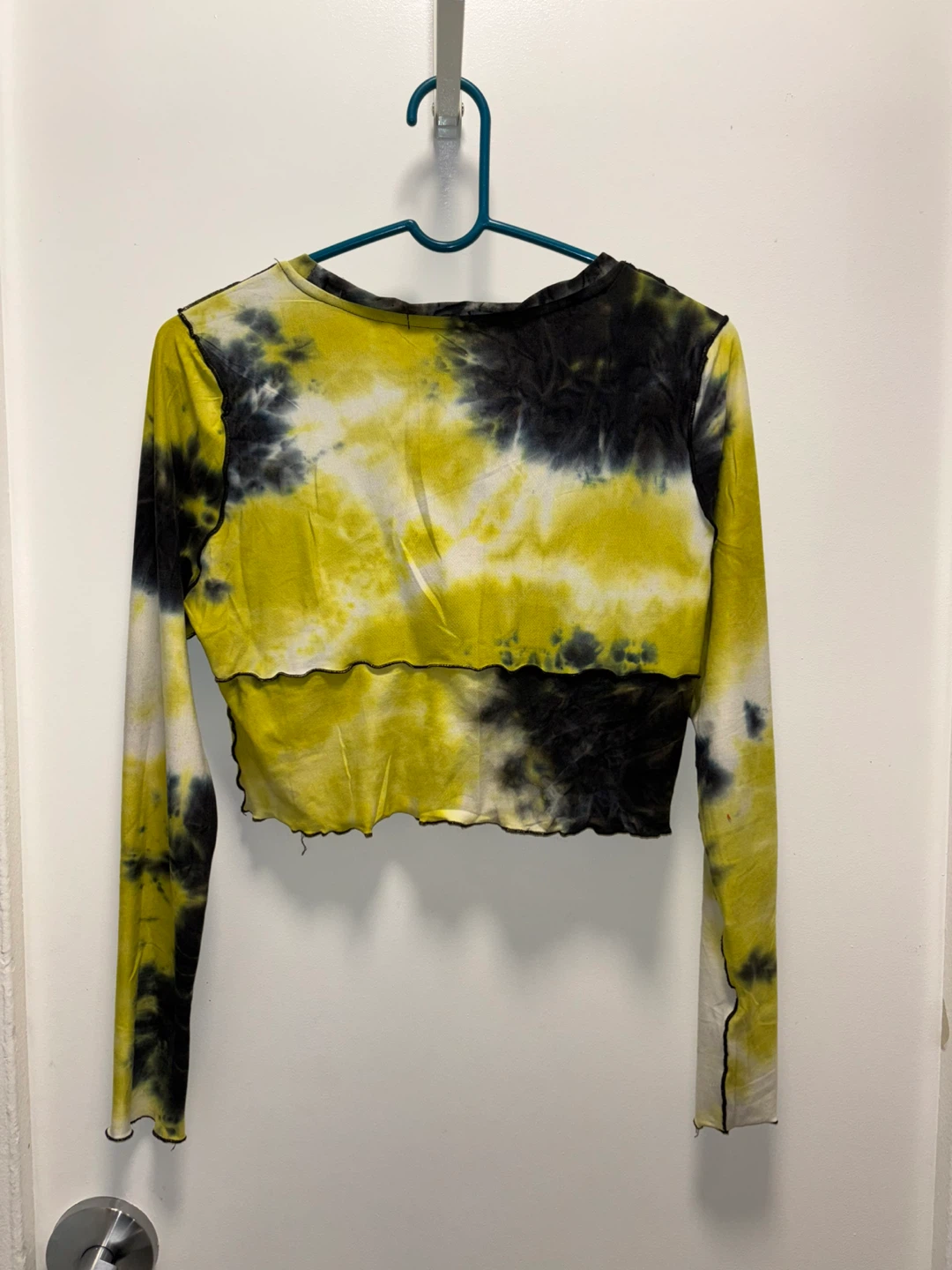 Derek Heart Tie Dye Long Sleeve Crop Top Size Large - photo 2
