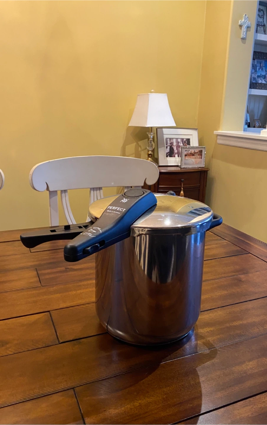 WMF PERFECT Pressure Cooker - photo 3