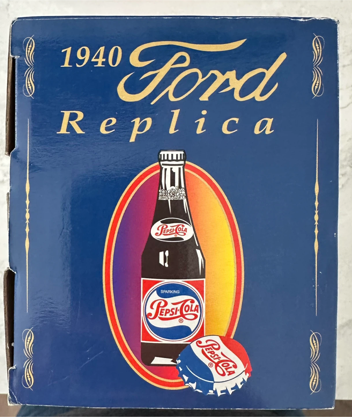 1940 Ford Replica Pepsi-Cola Die Cast Metal Bank - photo 5