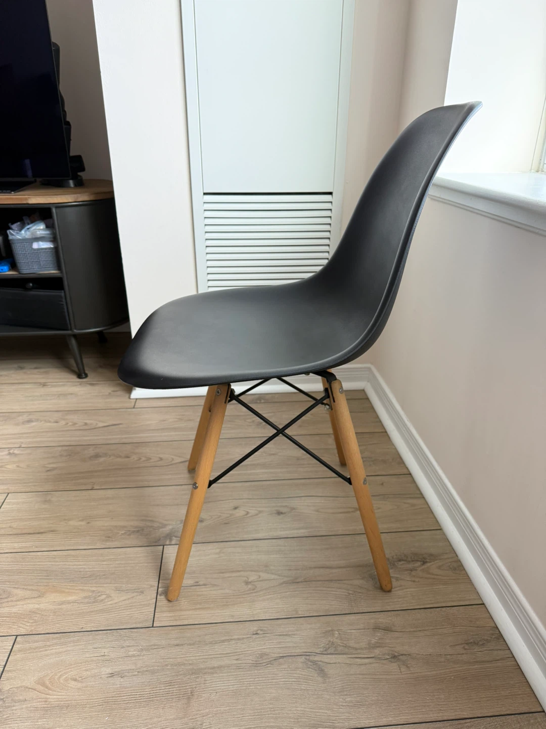 Set of four Black Dining Chair with Wooden Legs - photo 2