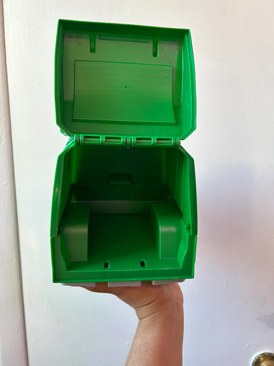 PLAY Eco-Friendly Garbage Truck Toy - photo 3