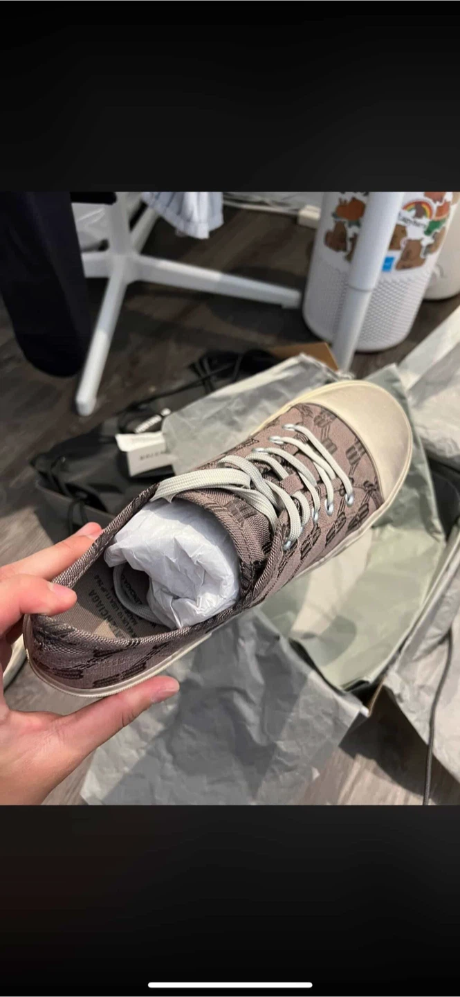 Balenciaga Paris Low Top Sneakers - photo 5