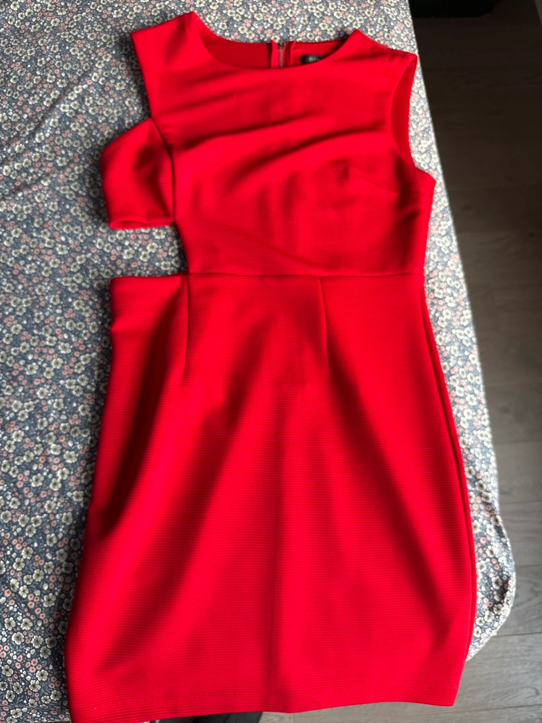 Dynamite Red Cut-Out Dress - Size Medium - photo 2
