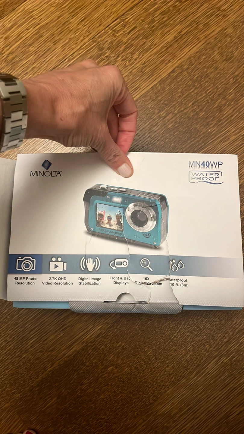 Minolta MN40WP Waterproof Digital Camera