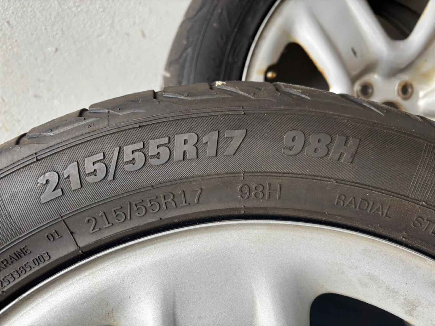 215/55R17 Tires and Rims Set - photo 3