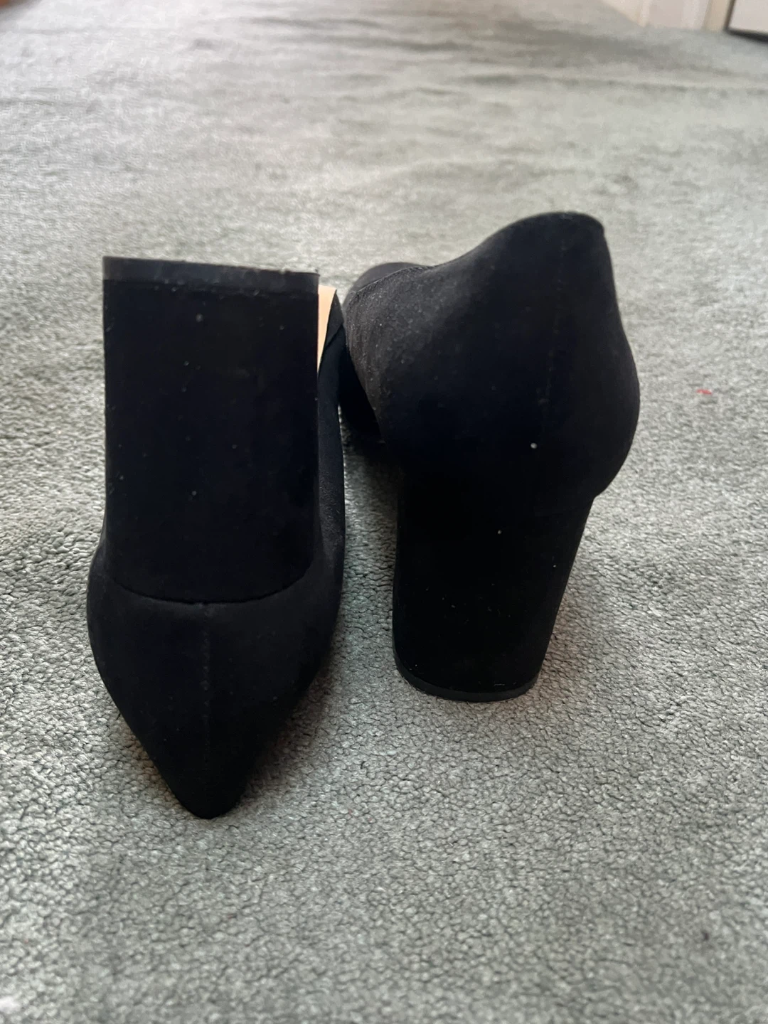Bandolino Black Suede Block Heels Size 10M - photo 4