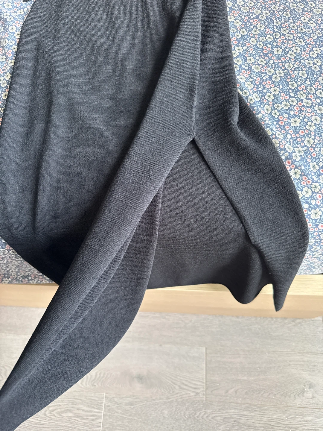 Moon River Black Knit Maxi Dress with Cutout - Size S - photo 5