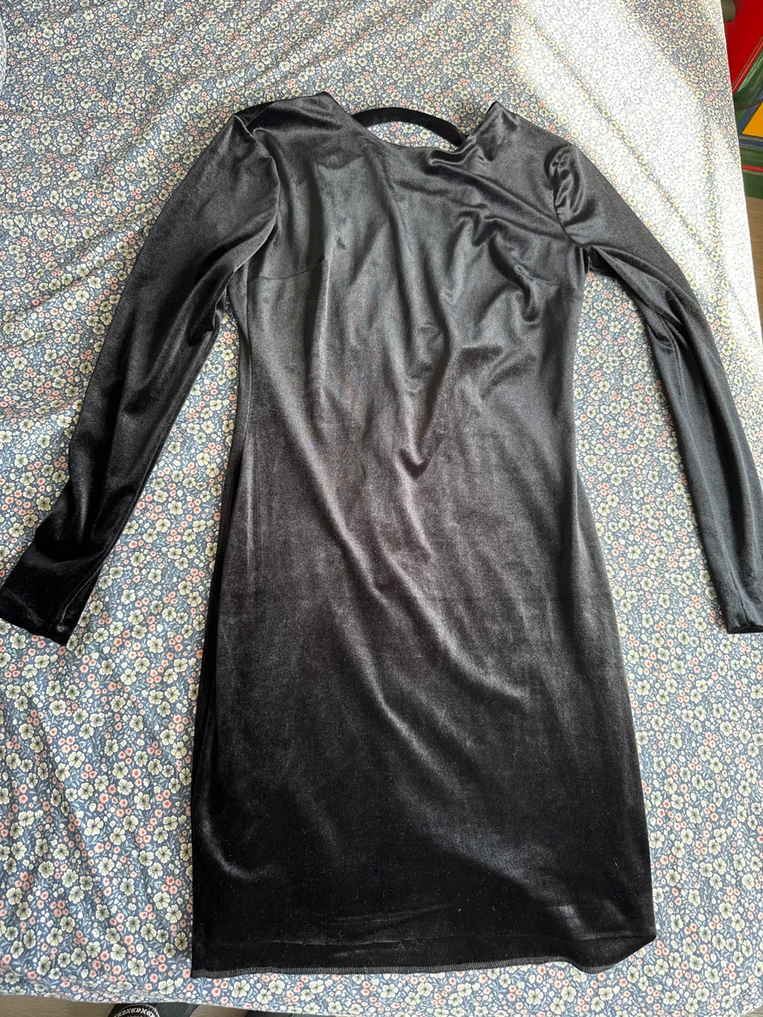 Black Velvet Long Sleeve Mini Dress
