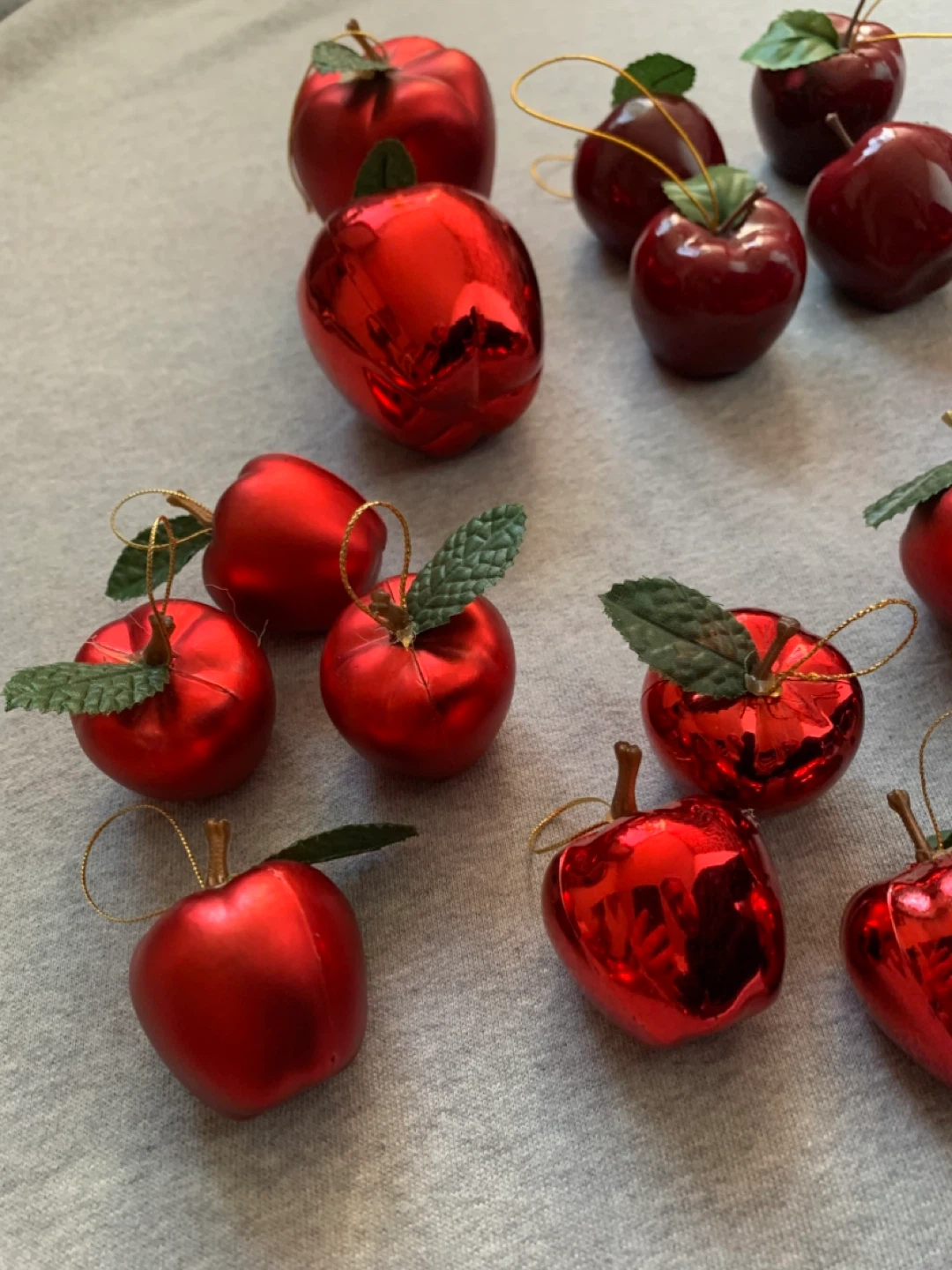 Set of 18 Red Apple Ornaments - photo 2