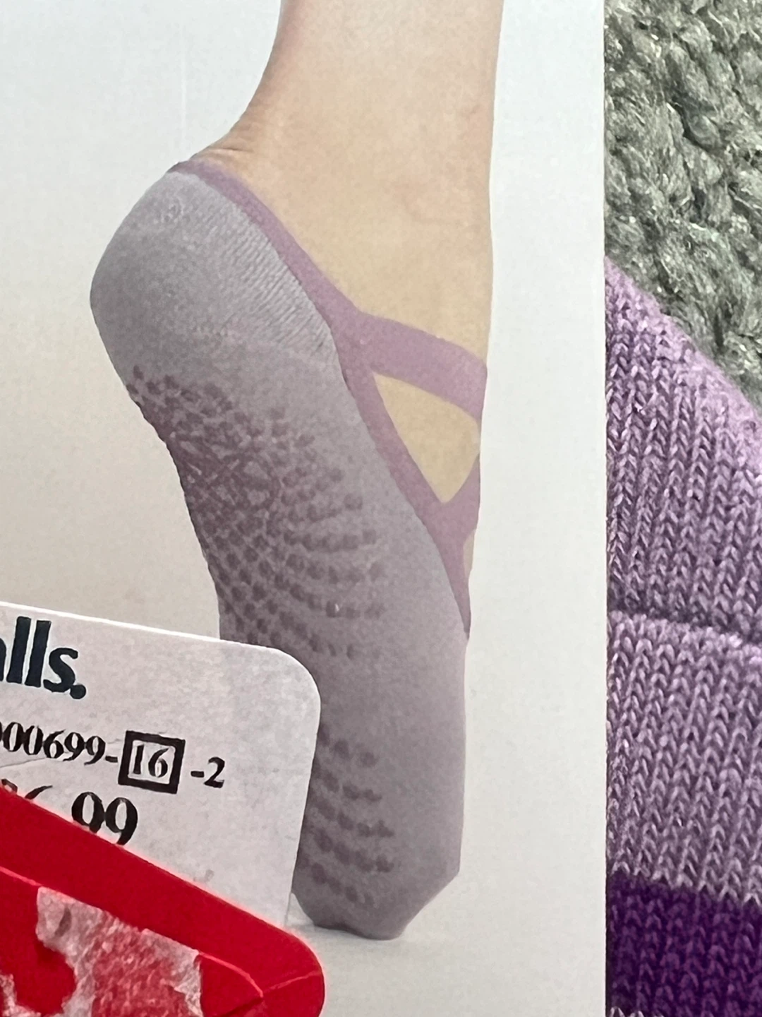 Gaiam Grippy Yoga-Barre Socks 2 Pack - photo 5