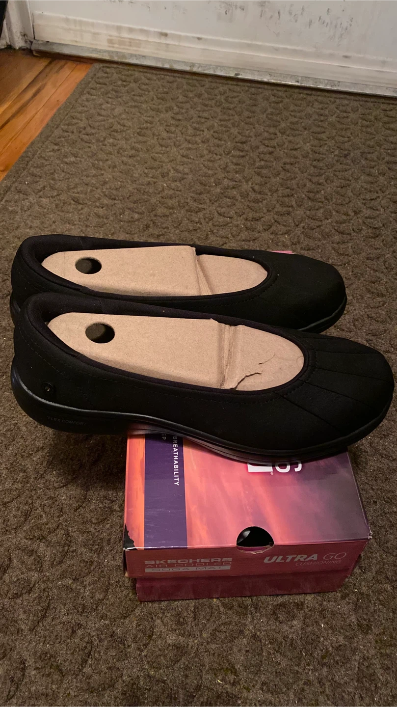 Skechers On-The-Go Flex Radiant-Julia Black Ballet Flats