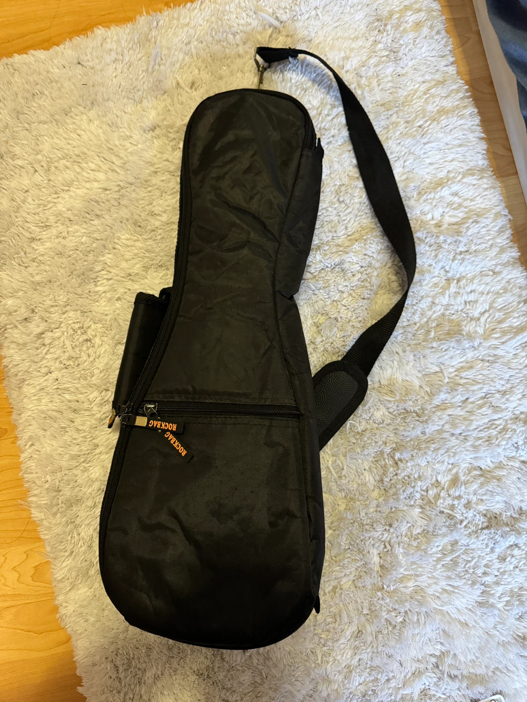 Red Ukulele with Black Gig Bag - photo 3