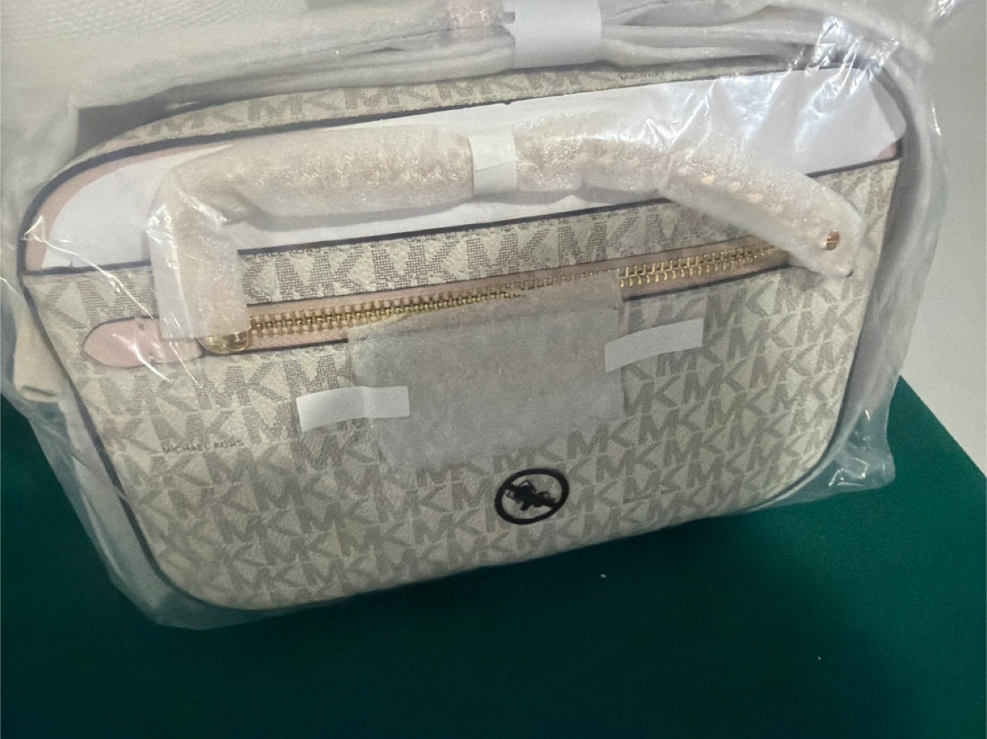 Michael Kors Logo Print Shoulder Bag - photo 3