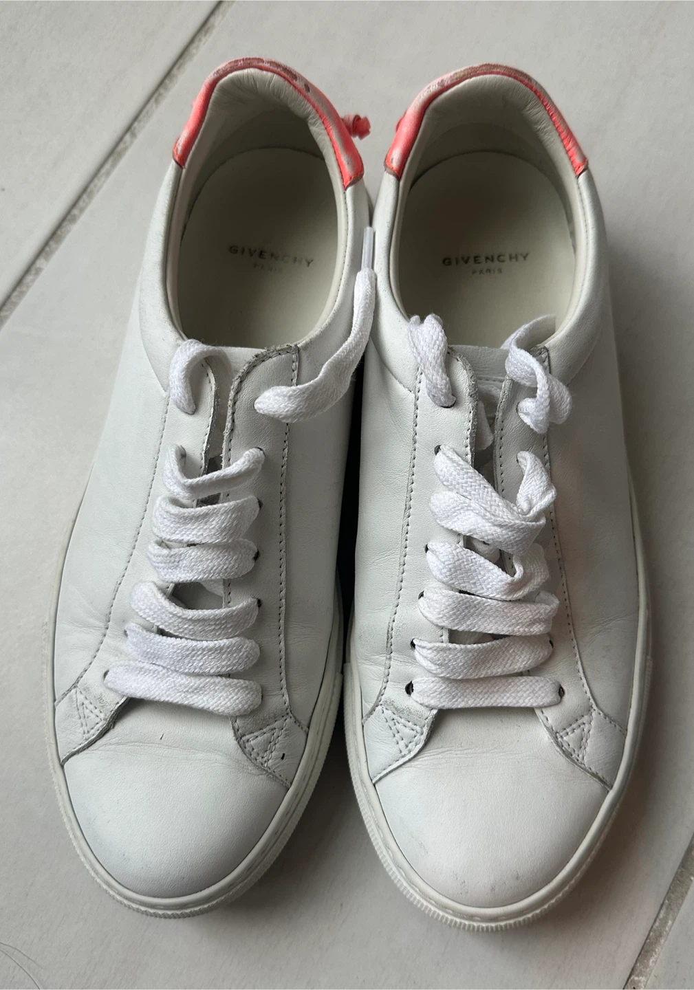 Givenchy Paris White Leather Sneakers with Pink Heel Accent - photo 2