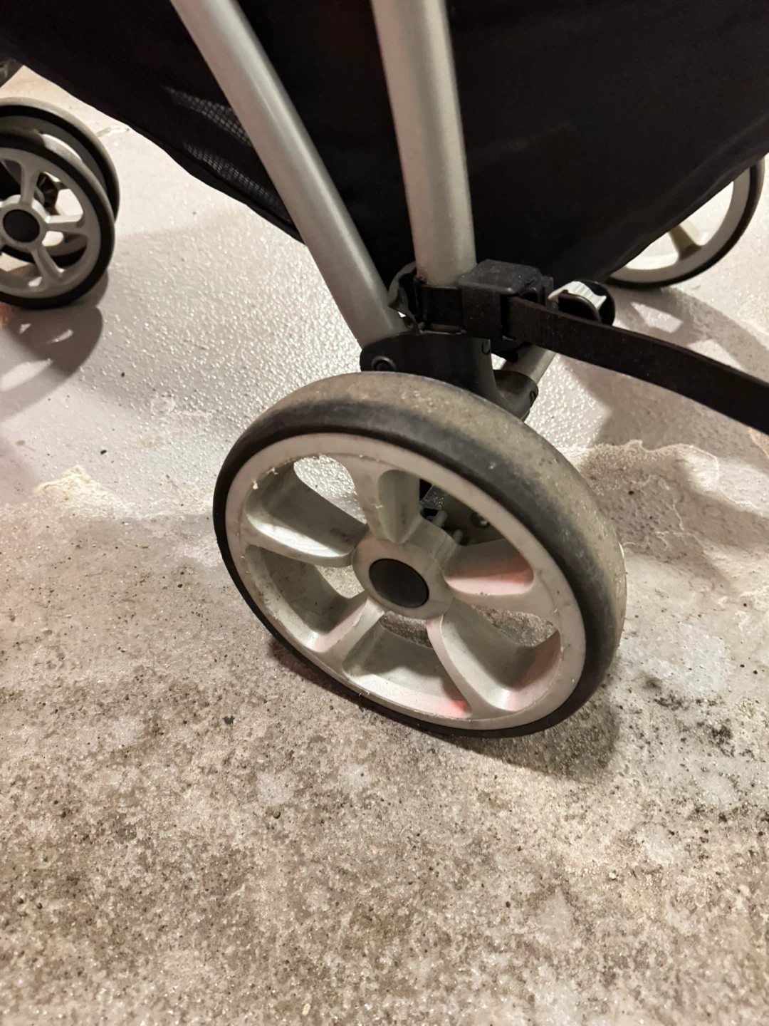 Chicco Stroller and Car Seat Travel System - photo 4