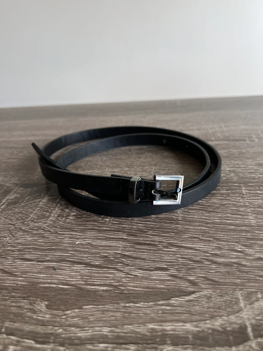 Black Faux Leather Skinny Belt - photo 2