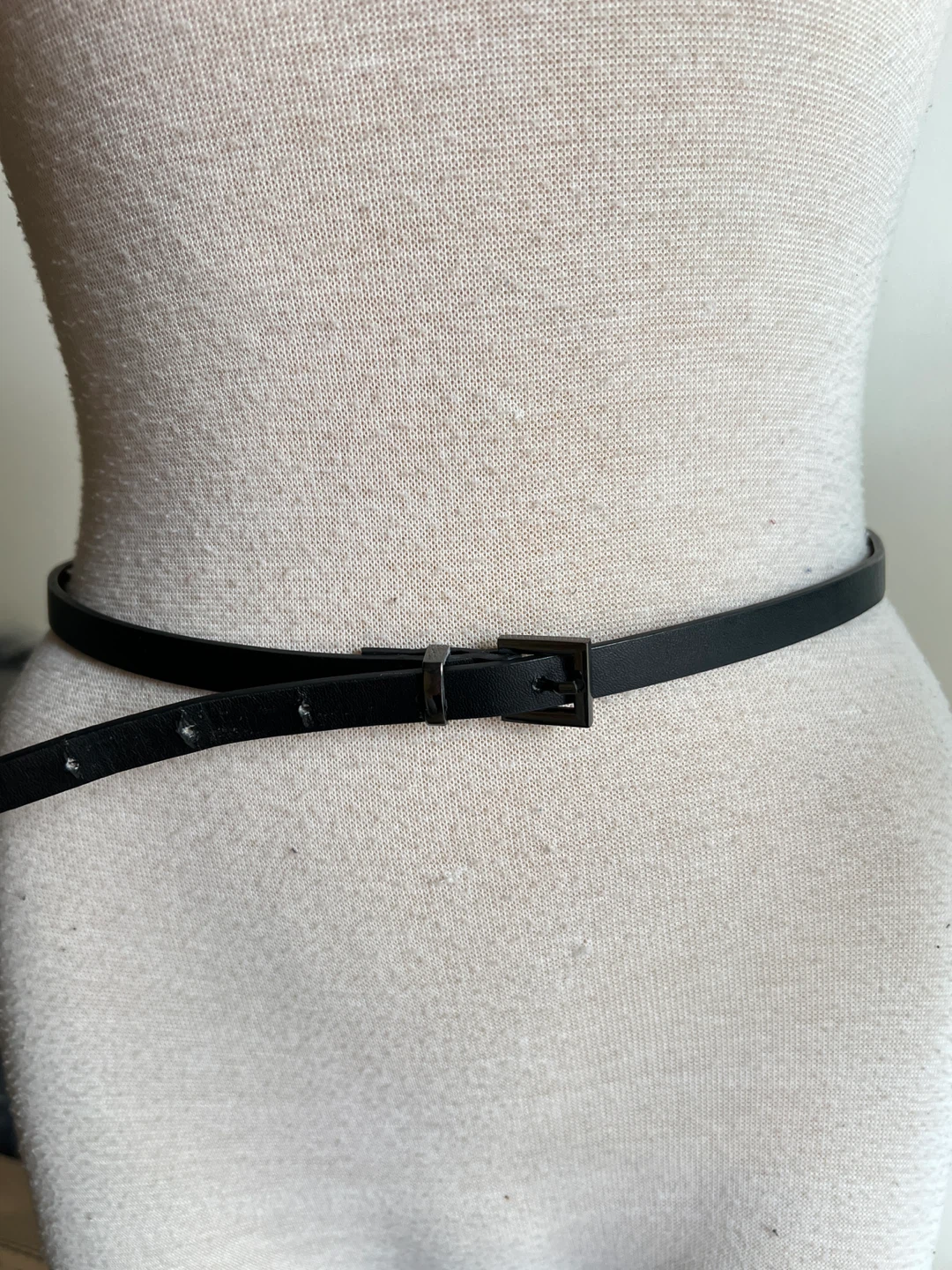 Black Faux Leather Skinny Belt