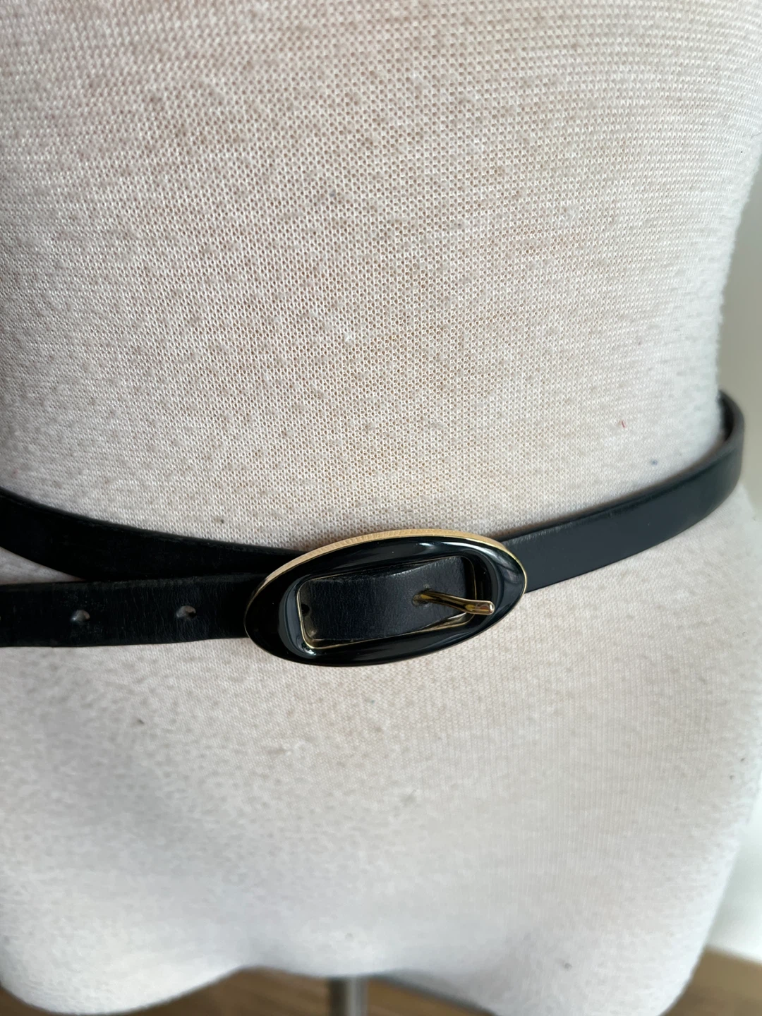 Black Banana Republic Belt with Gold Oval Buckle - photo 2