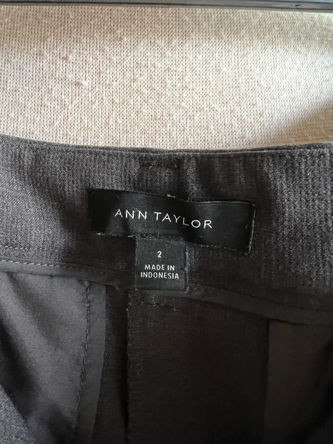 Ann Taylor Women's Grey Belted Pants - photo 4