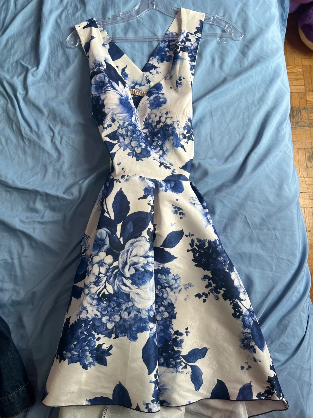 Blue Floral V-Neck Midi Dress