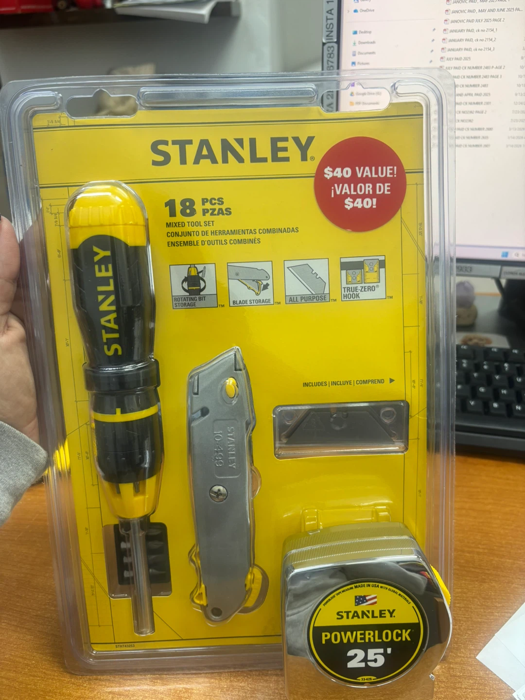 Stanley 18-Piece Mixed Tool Set with 25' Powerlock Tape Measure - photo 2