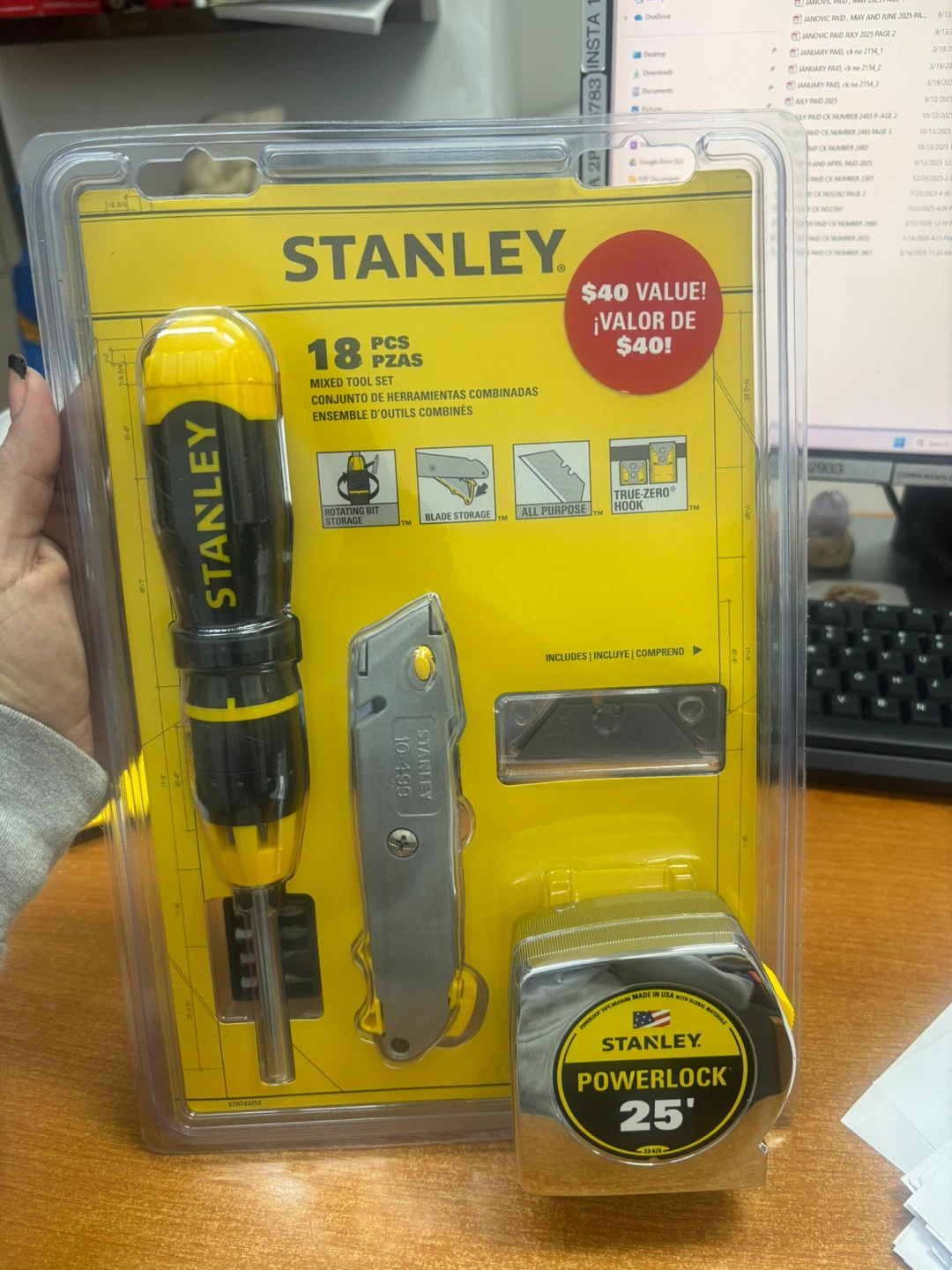 Stanley 18-Piece Mixed Tool Set with 25' Powerlock Tape Measure - photo 3