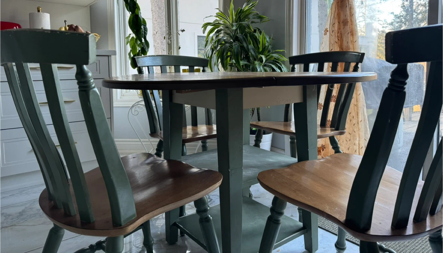 Round Drop Leaf Dining Table and Chairs - photo 4