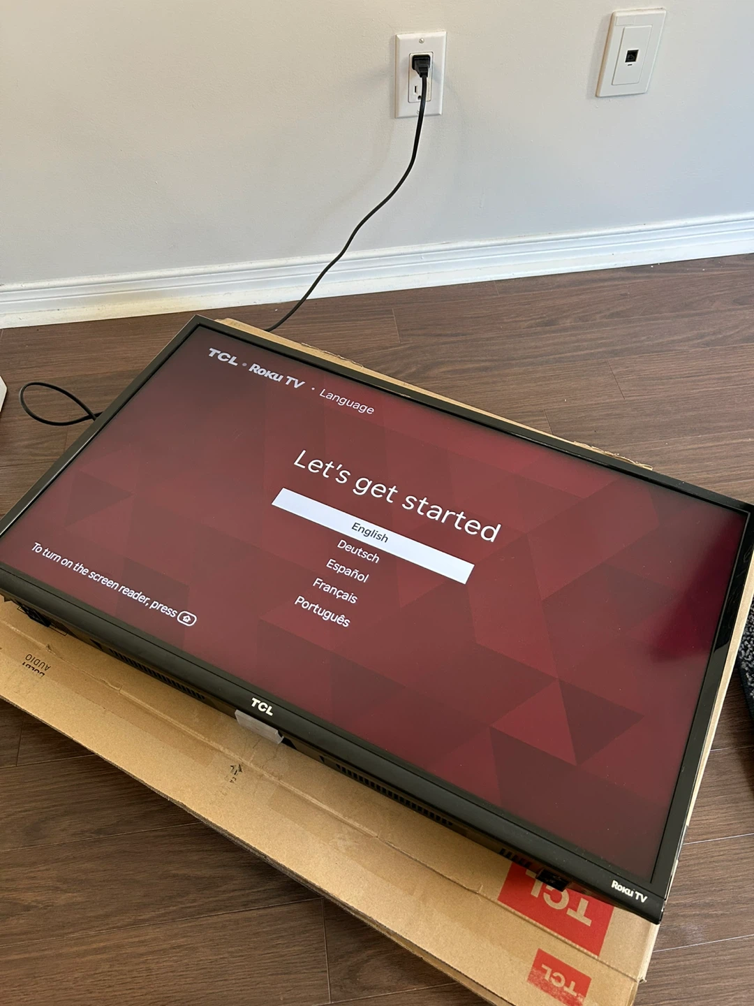 TCL 32" 3-Series Roku Smart TV