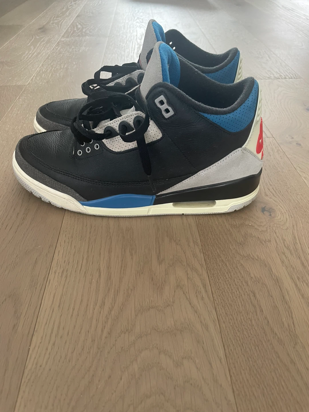 Nike Air Jordan 3 Retro - photo 4