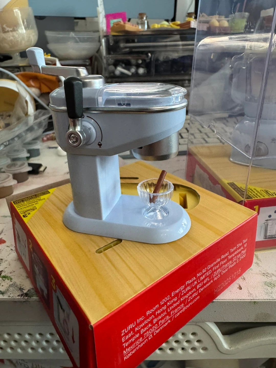 Zuru Mini Brands Magic Cook Kitchen Mixer Playset - photo 3