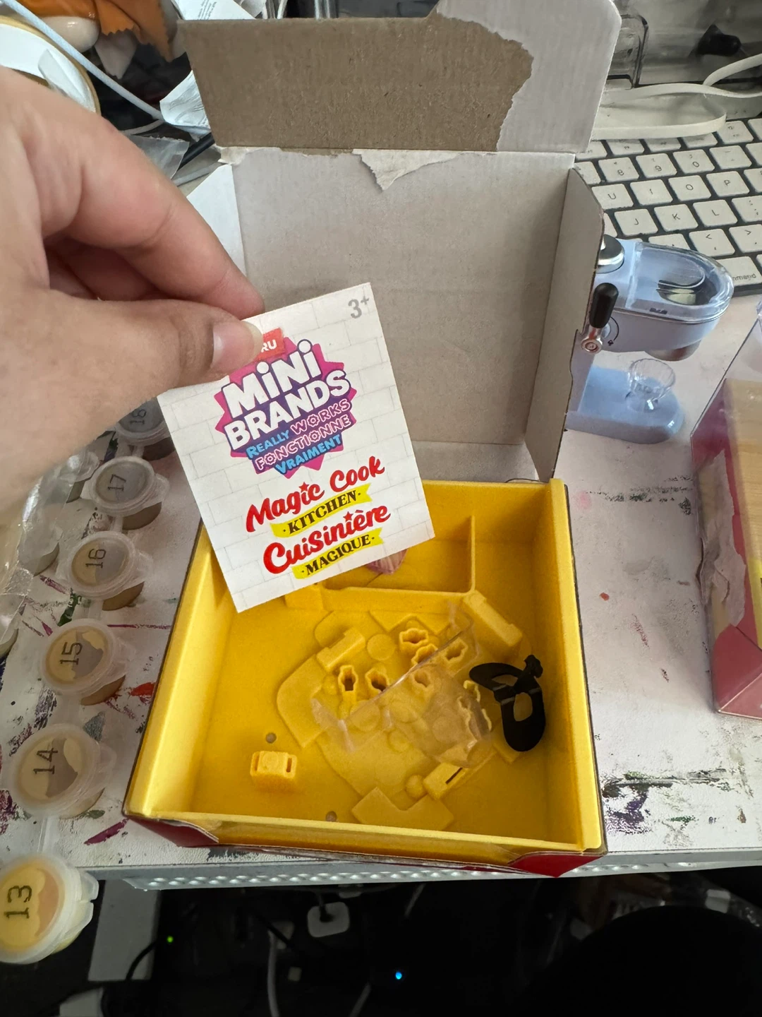 Zuru Mini Brands Magic Cook Kitchen Mixer Playset