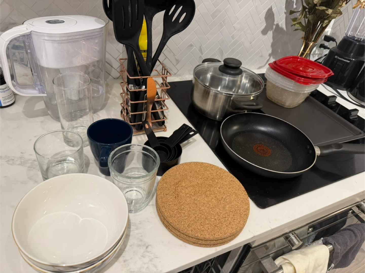 Various kitchen utensils and tools - photo 2