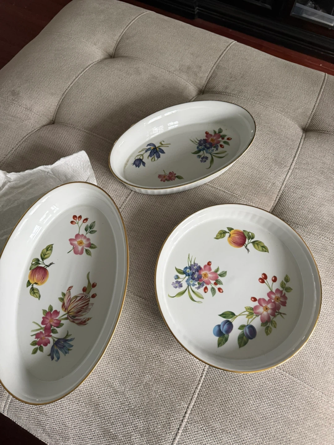 Royal Worcester "Pershore" Fine Oven China Oval Serving Dish Set