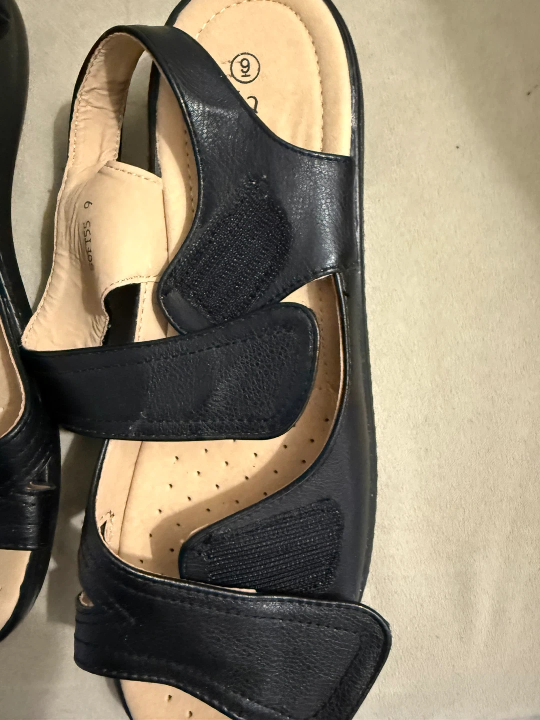 *Brand New* Women's black Sandals Size 9 - photo 3