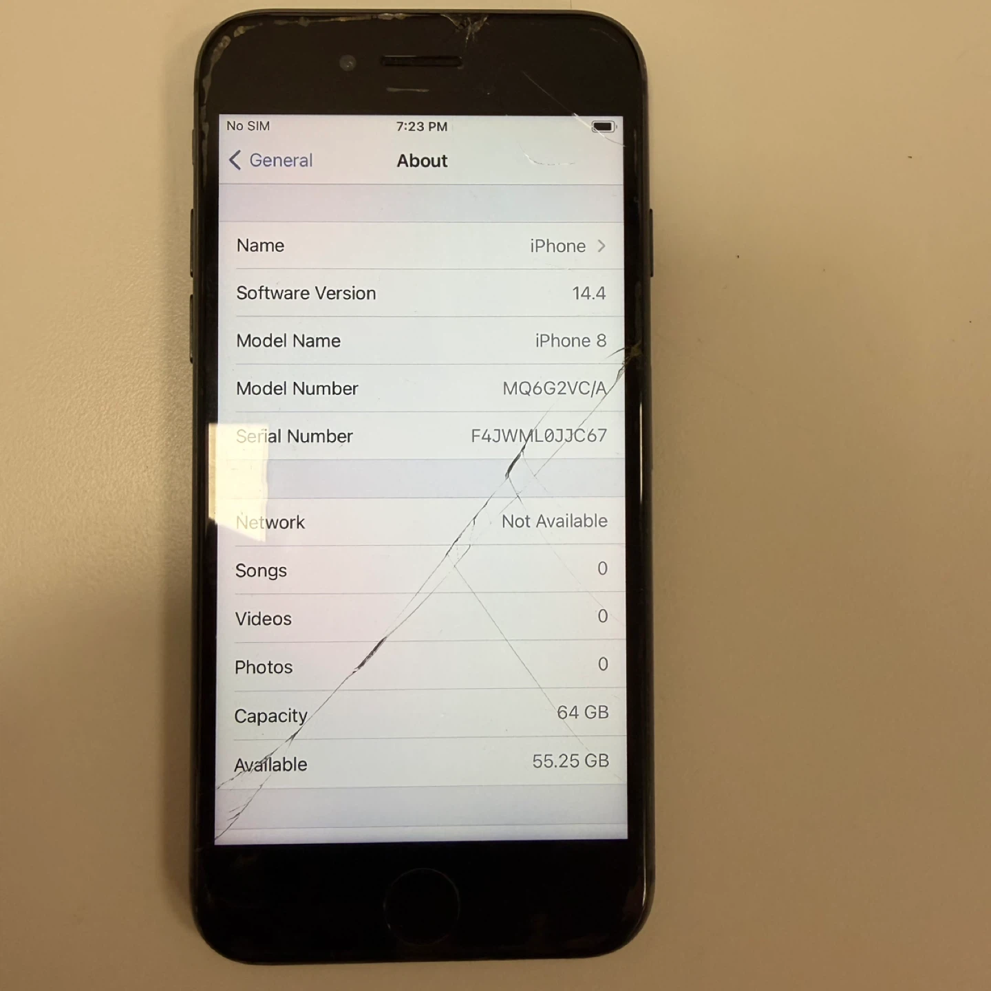 Apple iPhone 8 64GB Unlocked 86% Battery Health Screen Cracked - photo 3