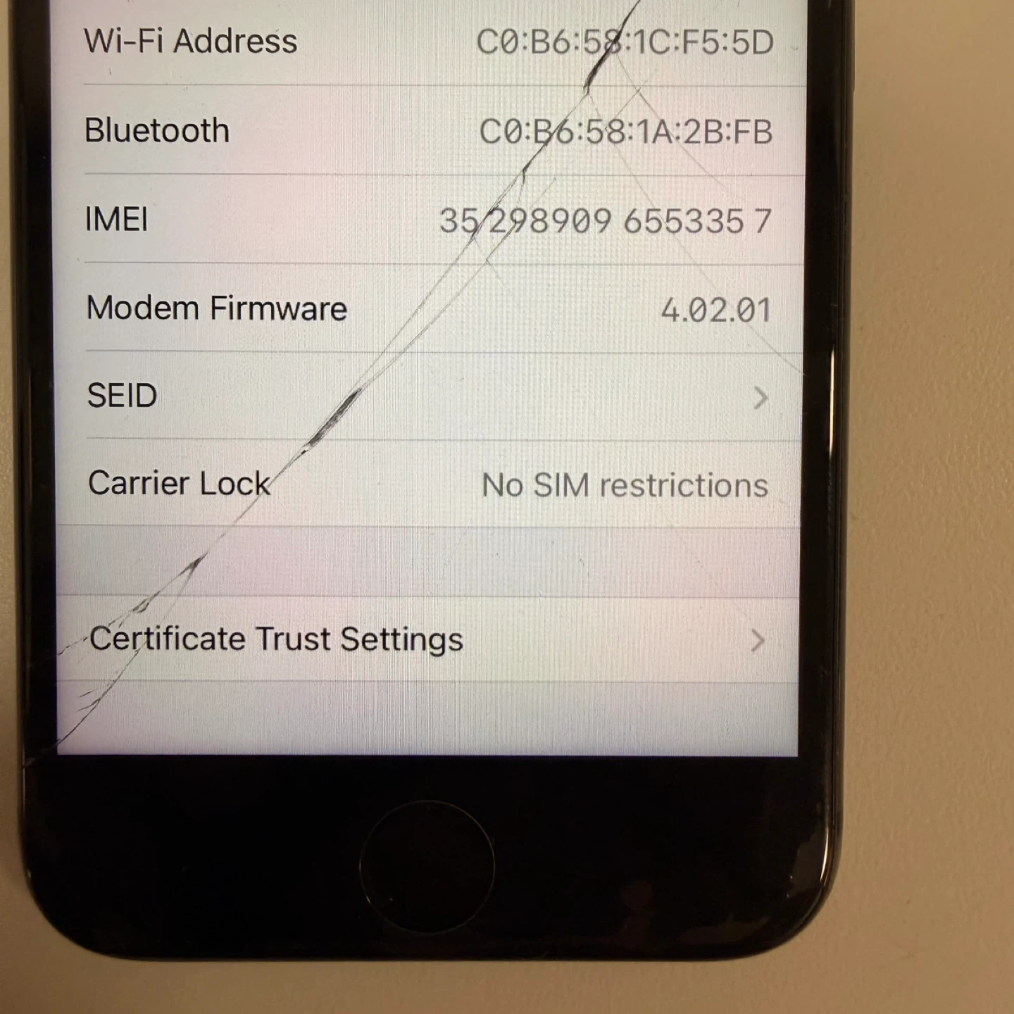Apple iPhone 8 64GB Unlocked 86% Battery Health Screen Cracked - photo 4
