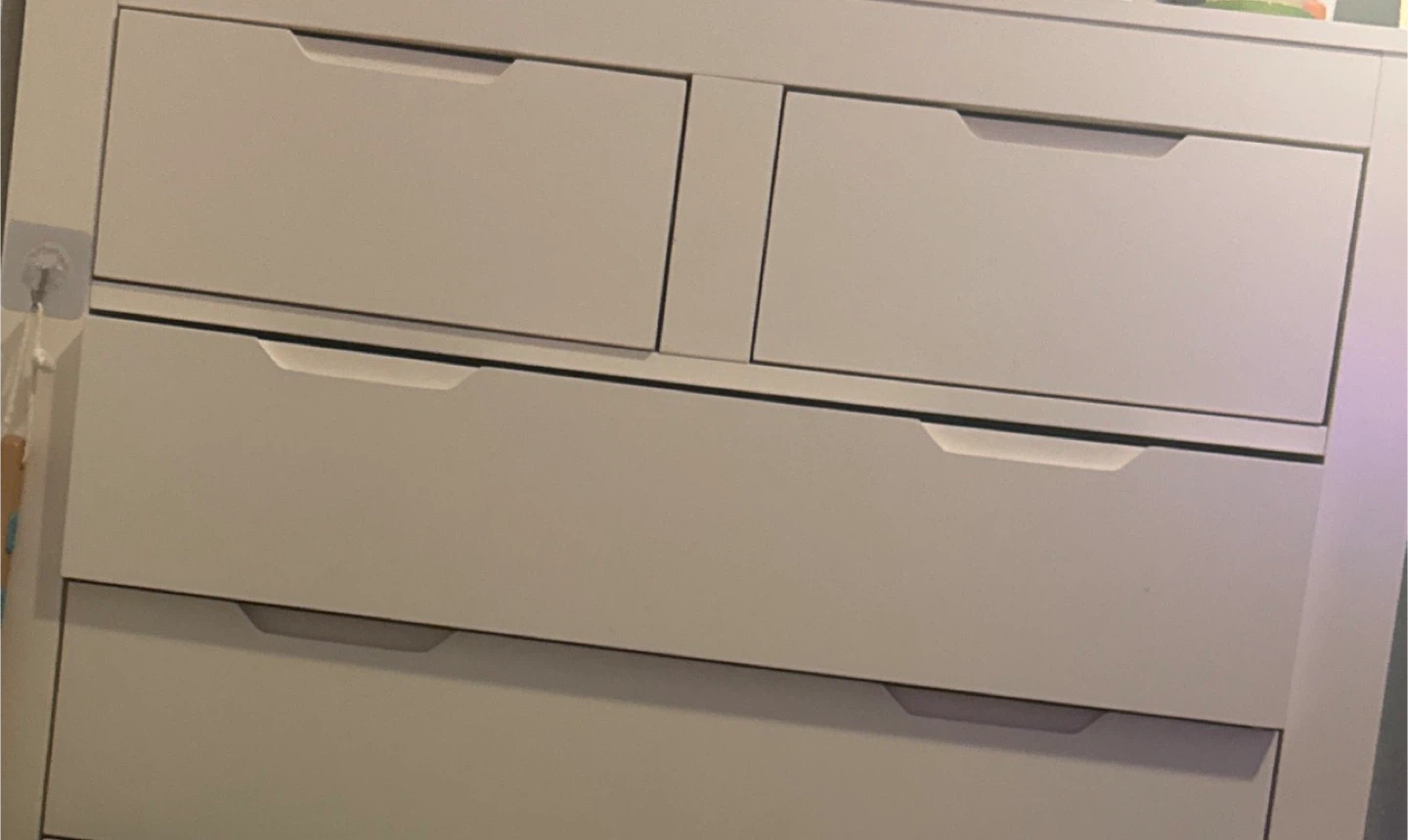 White 5 Drawer Dresser - photo 2